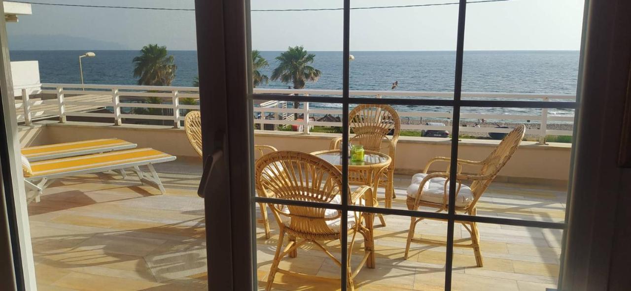 Suite In Front Of The Sea Nea Thesi Bagian luar foto