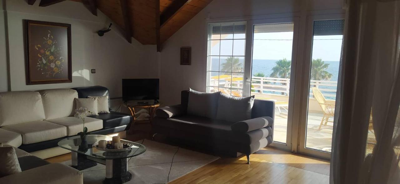 Suite In Front Of The Sea Nea Thesi Bagian luar foto